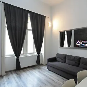 House - The Modern Flat Прага