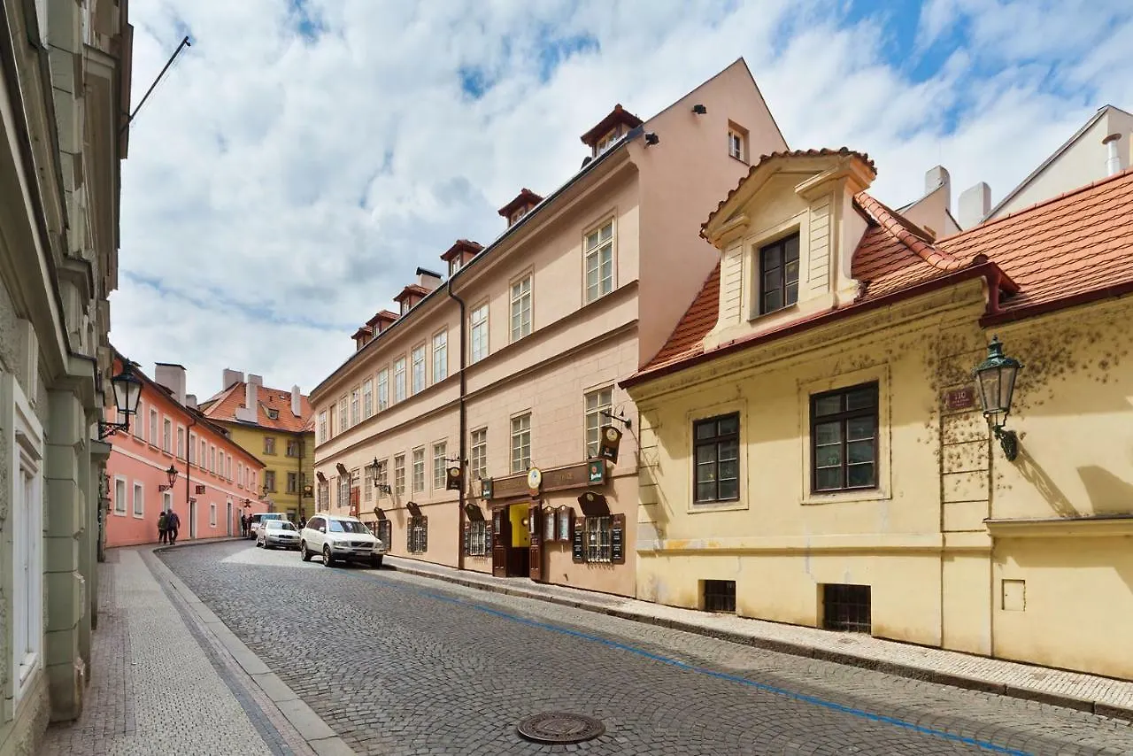 Charles Bridge Apartments 布拉格