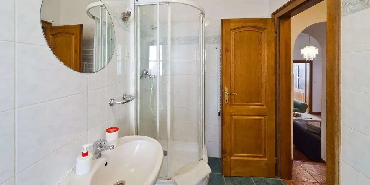 Charles Bridge Apartments 布拉格