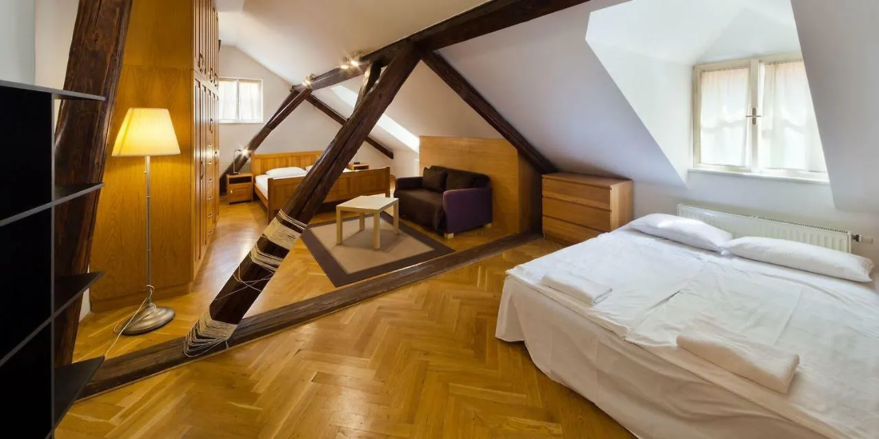 Charles Bridge Apartments 布拉格
