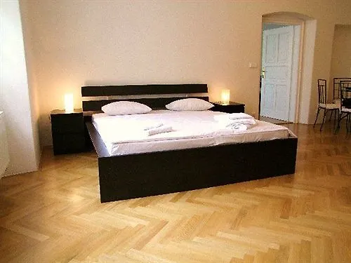 Charles Bridge Apartments Prague