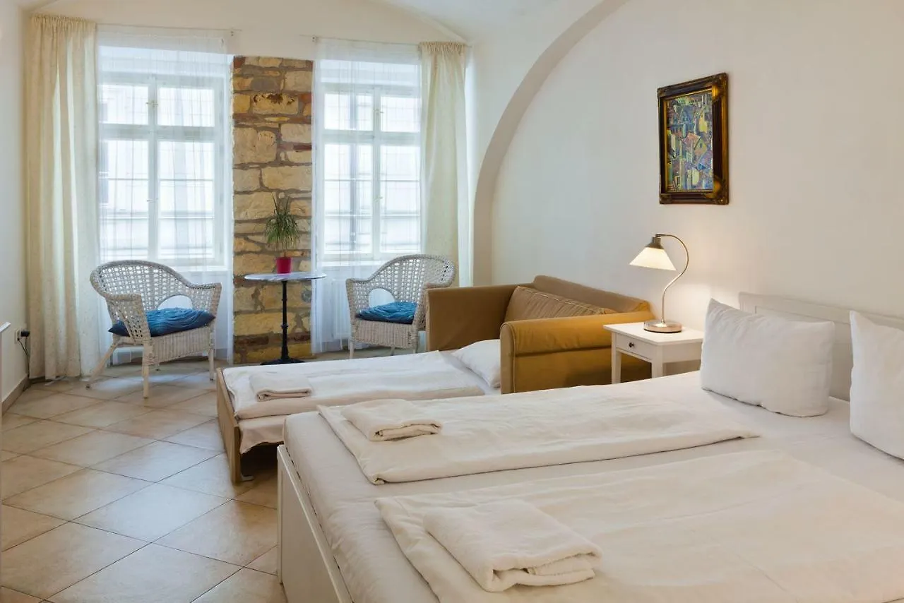 Charles Bridge Apartments 布拉格 0*,  捷克