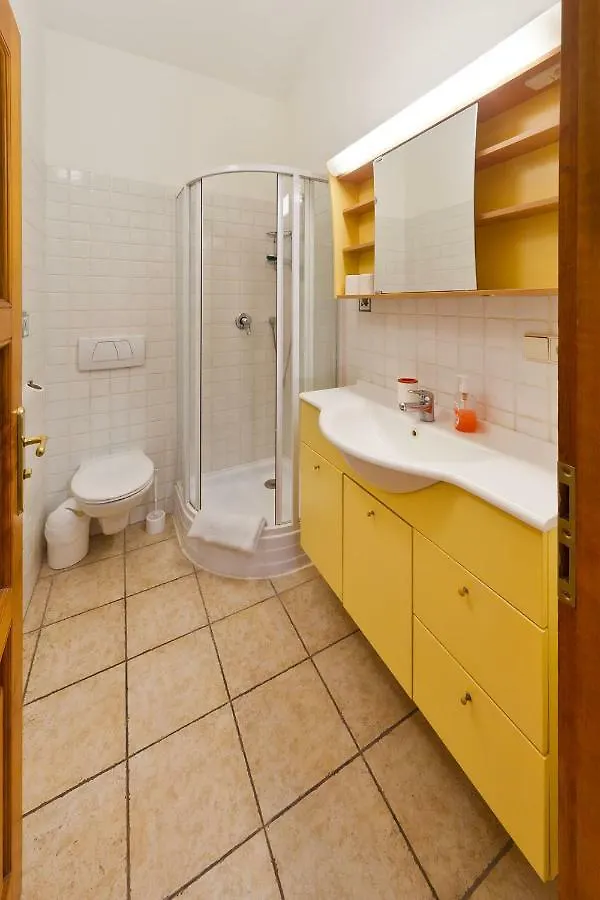 Charles Bridge Apartments Prague 0*,